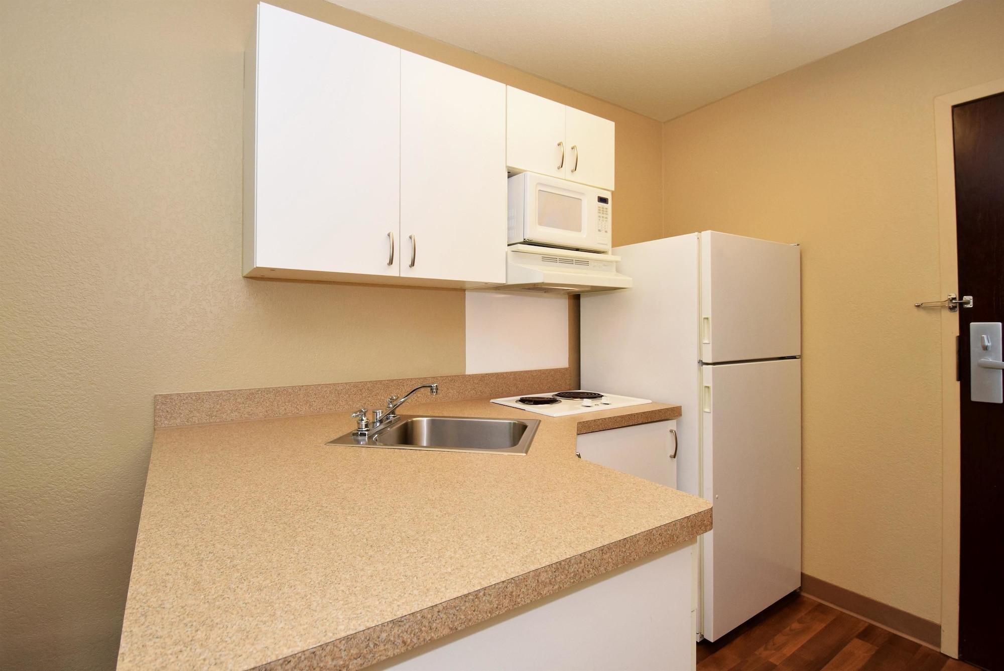Extended Stay America Suites - Detroit - Metropolitan Airport Romulus Buitenkant foto