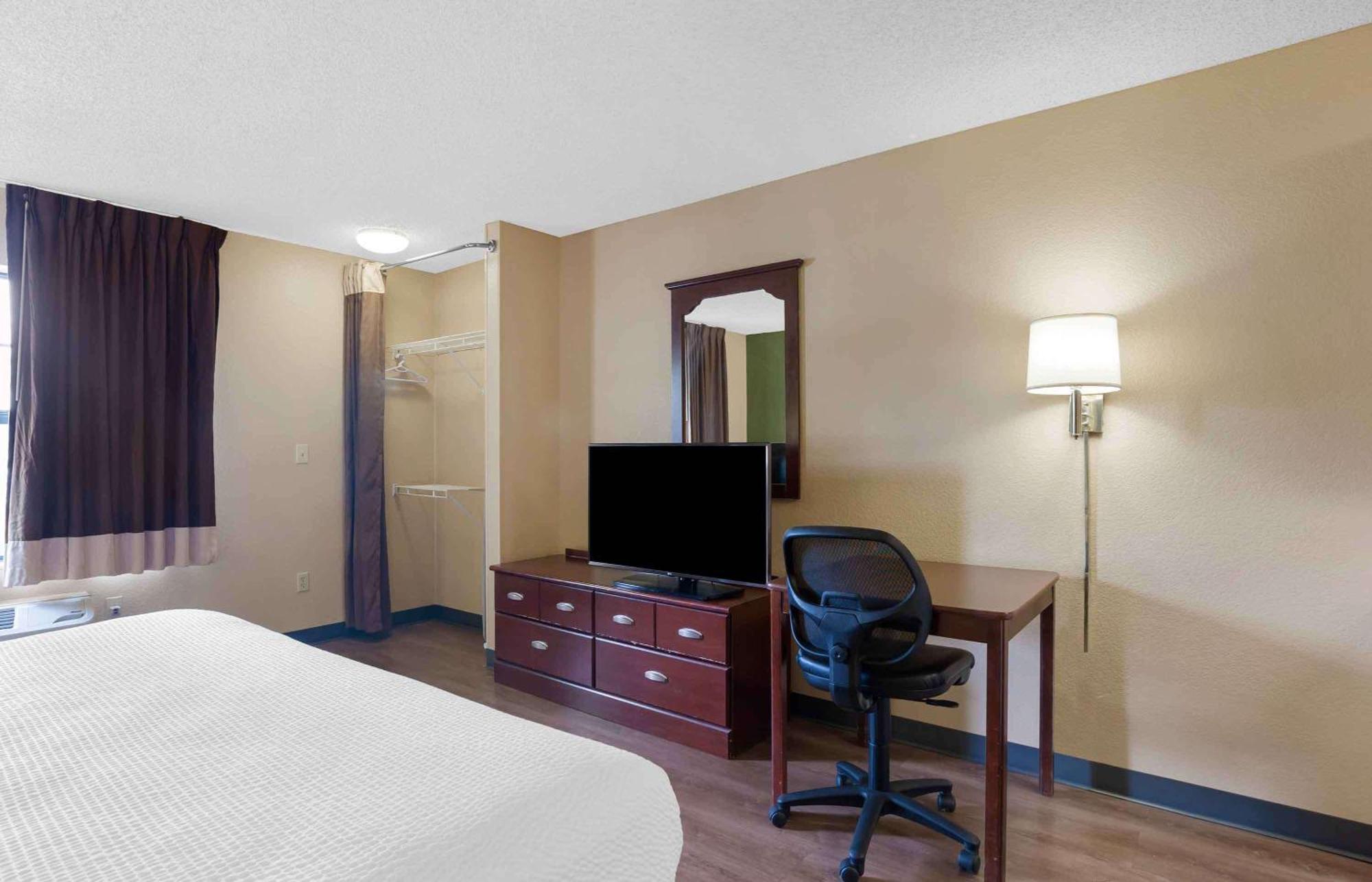 Extended Stay America Suites - Detroit - Metropolitan Airport Romulus Buitenkant foto