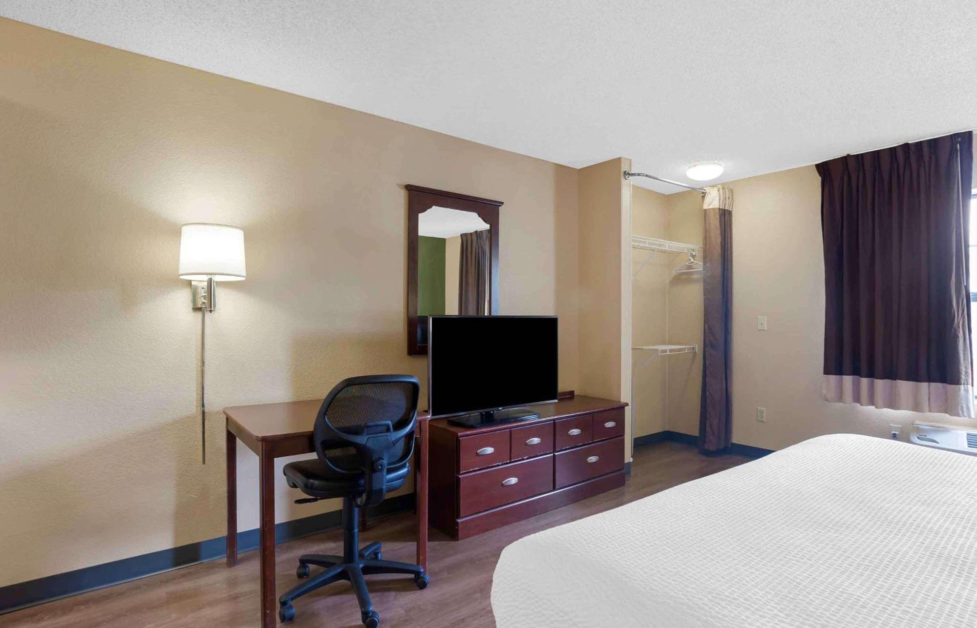 Extended Stay America Suites - Detroit - Metropolitan Airport Romulus Buitenkant foto